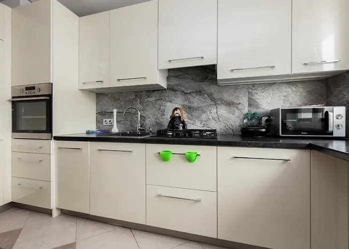 Апартаменты Seaside With The View By Bookinghost *